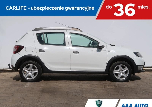 Dacia Sandero Stepway cena 40000 przebieg: 91906, rok produkcji 2016 z Żelechów małe 106